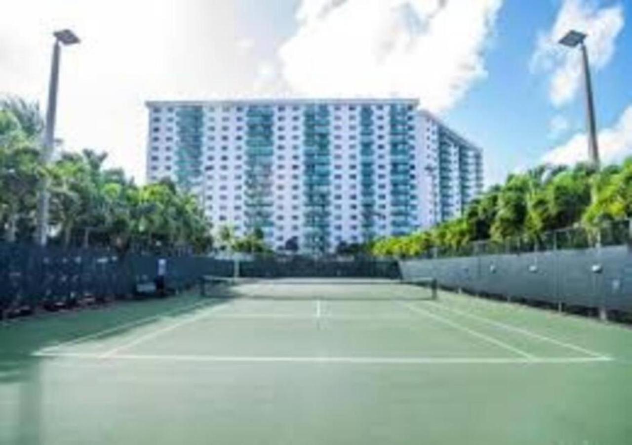 Zen Vacation Rentals Modern Penthouse Across Ocean 마이애미 비치 외부 사진