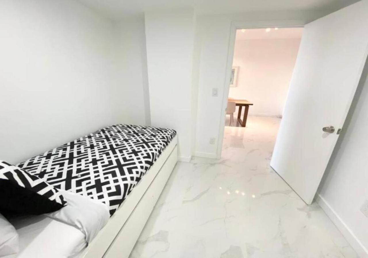 Zen Vacation Rentals Modern Penthouse Across Ocean 마이애미 비치 외부 사진