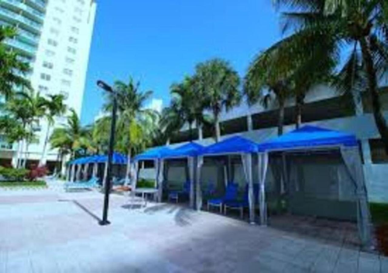 Zen Vacation Rentals Modern Penthouse Across Ocean 마이애미 비치 외부 사진