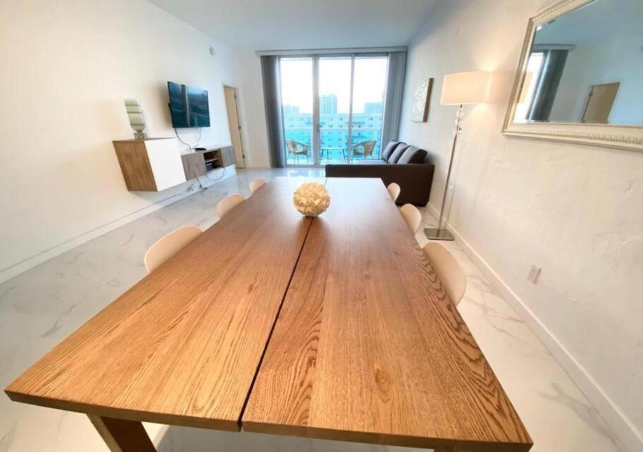 Zen Vacation Rentals Modern Penthouse Across Ocean 마이애미 비치 외부 사진
